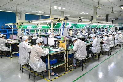 東莞企業(yè)開足馬力抓生產(chǎn)，電子產(chǎn)品技術研發(fā)迎來新突破